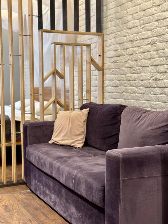 Romantic Apartments - Near Opera House 11/7 Lviv Bagian luar foto